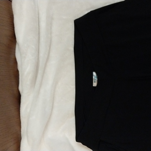 MAUI MAMAS BRAND BLACK SLOUCH PANT ANKLE LENGTH WIDE LEG size large - Picture 3 of 9